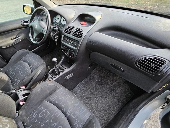Peugeot 206 cena 6500 przebieg: 186000, rok produkcji 2003 z Łódź małe 667